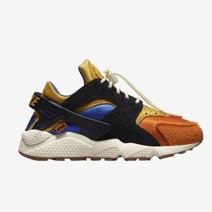 Women’s - Nike Air Huarache - 9.5